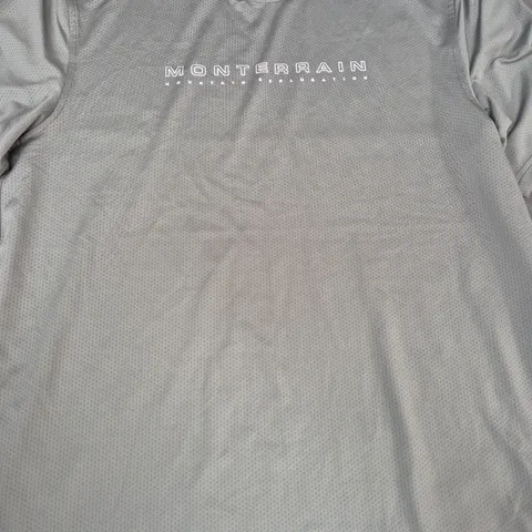 MONTERRAIN T-SHIRT IN GREEN SIZE MEDIUM