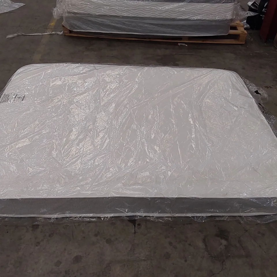 QUALITY BAGGED 5' KINGSIZE ADAMINE SERENITY COIL SPRING  AND COMFORT FOAM MATTRESS 