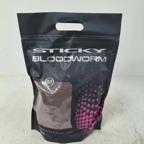 STICKY BLOODWORM FISHING BAIT – 2.5KG BAG 