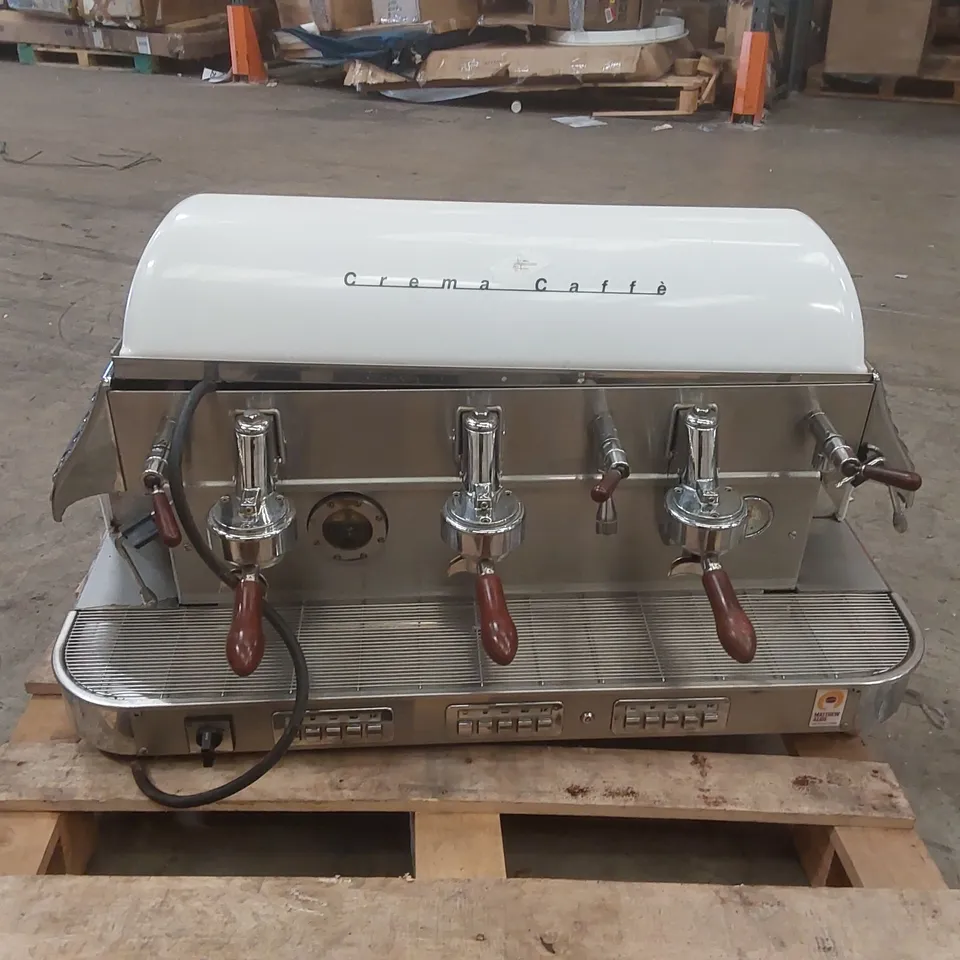 ELEKTRA CREMA CAFFÈ COMMERCIAL 3 GROUP COFFEE MACHINE