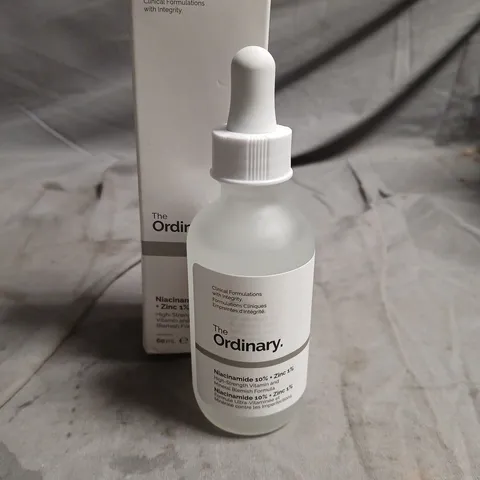 THE ORDINARY NIACINAMIDE 10% + ZINC 1% SERUM – 60ML
