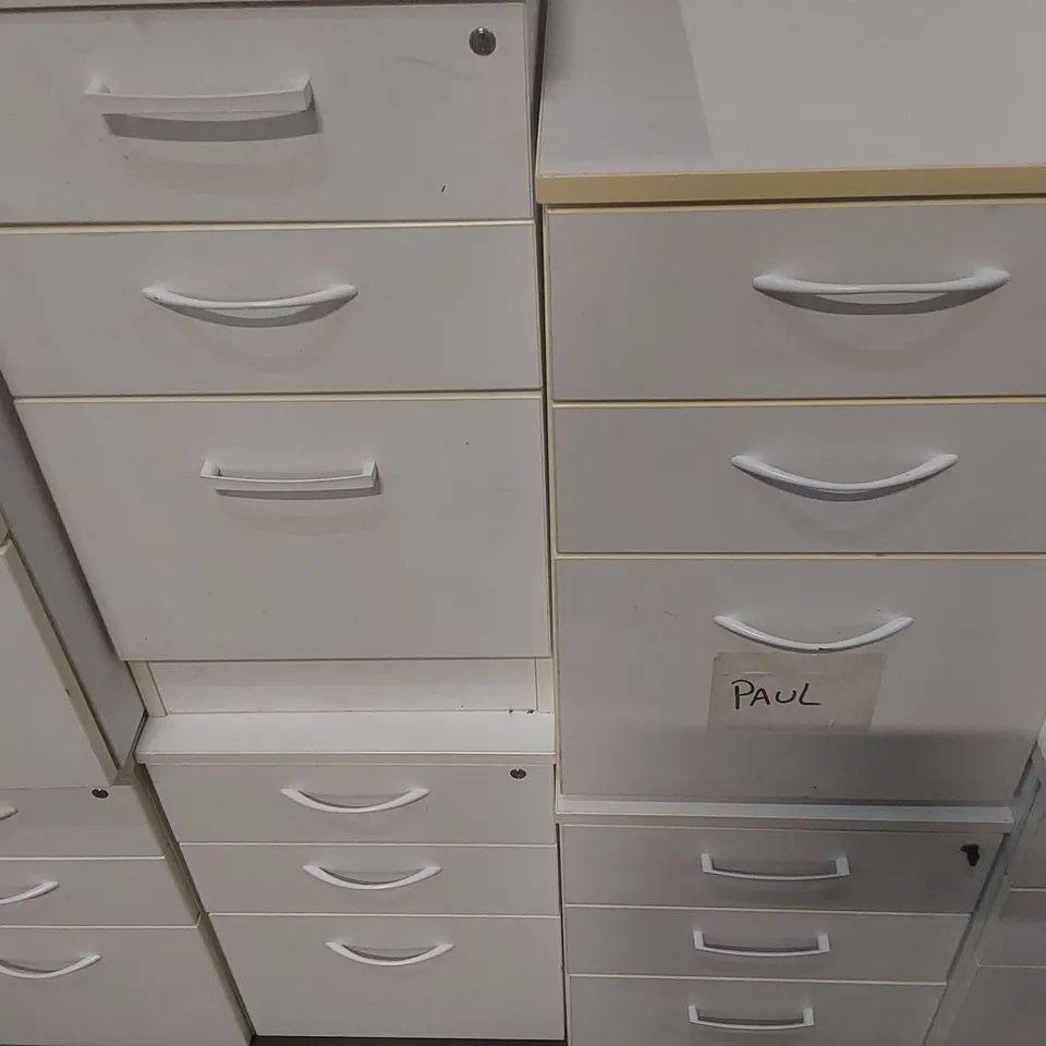 8X ASSORTED WOODEN WHITE DRAWER CABINETS