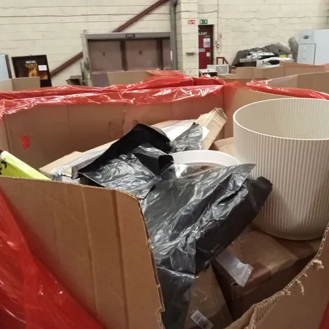 PALLET OF ASSORTED HOUSEHOLD GOODS AND PRODUCTS TO INCLUDE;PLANTPOT, RETRACTABLE SAFETY GATE, SCOOTER