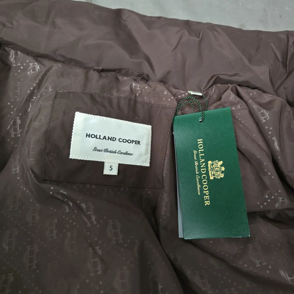 HOLLAND COOPER MILTON PADDED JACKET IN CHOCOLATE - SMALL