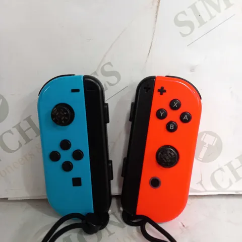 SET OF 2 NINTENDO SWITCH CONSOLE CONTROLLERS
