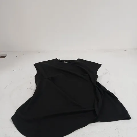 BON PRIX SLEEVELESS BLACK TOP SIZE MEDIUM