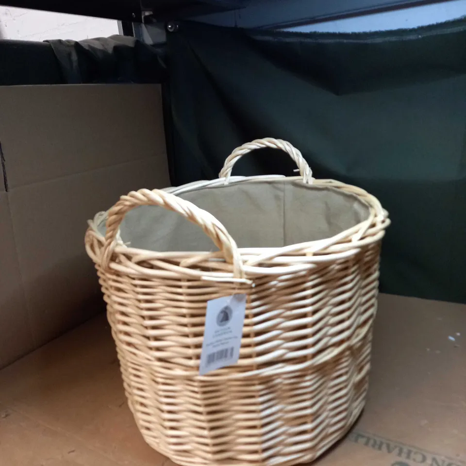 ARTHUR CAMERON - MEDIUM WICKER CIRCULAR LOG BASKET