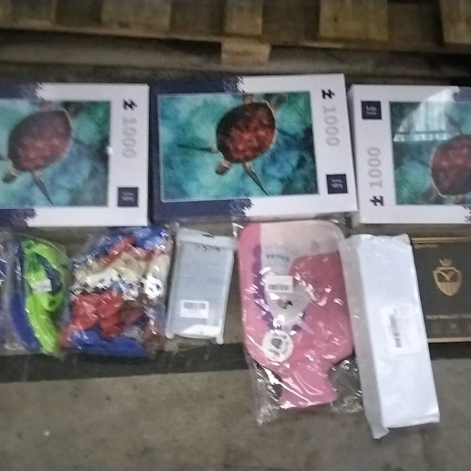 PALLET OF ASSORTED ITEMS INCLUDING IAN RANKIN IN A HOUSE OF LIES, STUART MACBRIDE FLESH HOUSE, LAIS 1000 TURTLE PUZZLE, YATWIN FLIP WALLET CASES, WESTERN COWBOY BALLOON SET, WONDER R.J.PALACIO