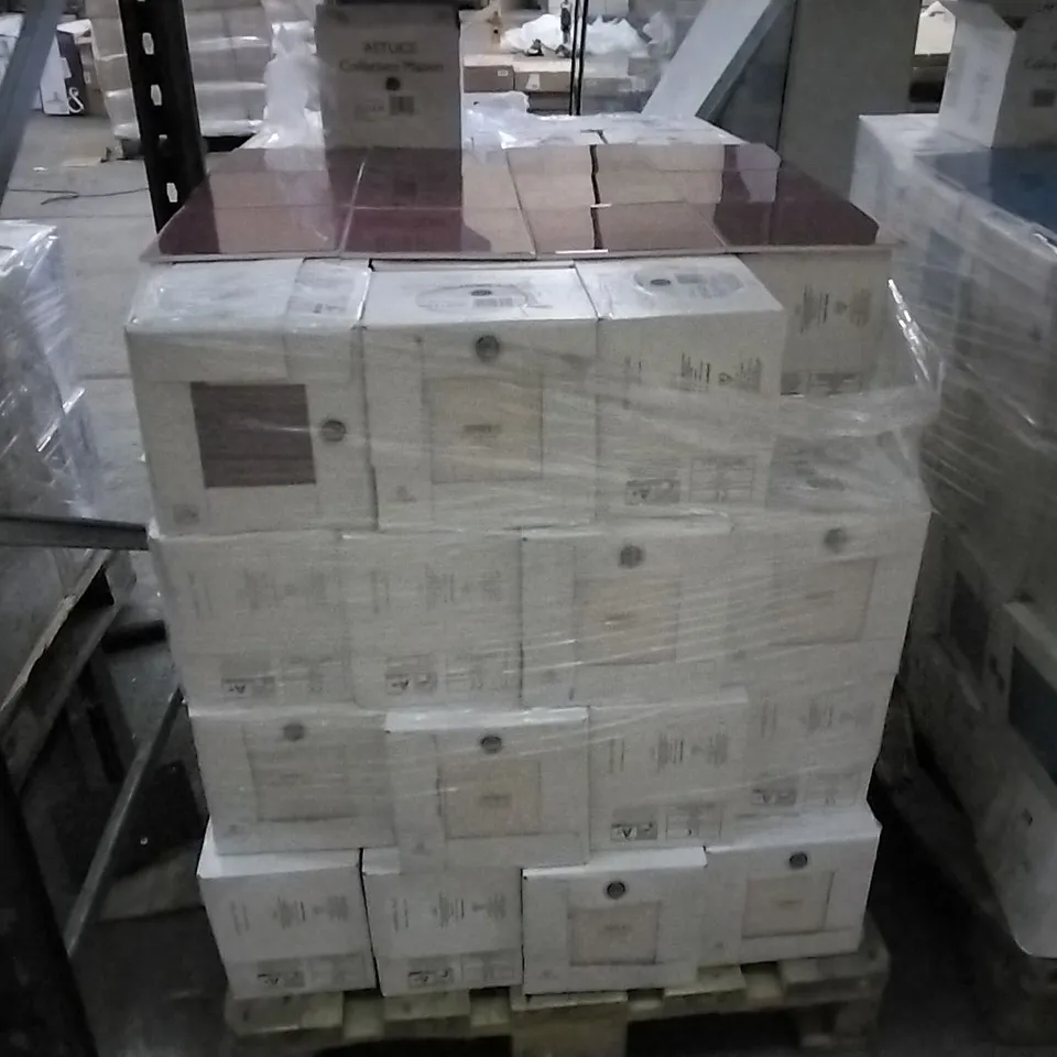 PALLET OF 96 BOXES OF 25 BRAND NEW BRIL VIOLET ASTUCE 20x20cm TILES - EACH PACK COVERS APPROXIMATELY 1M² (TOTAL APPROX. 96 Sq.Metres)
