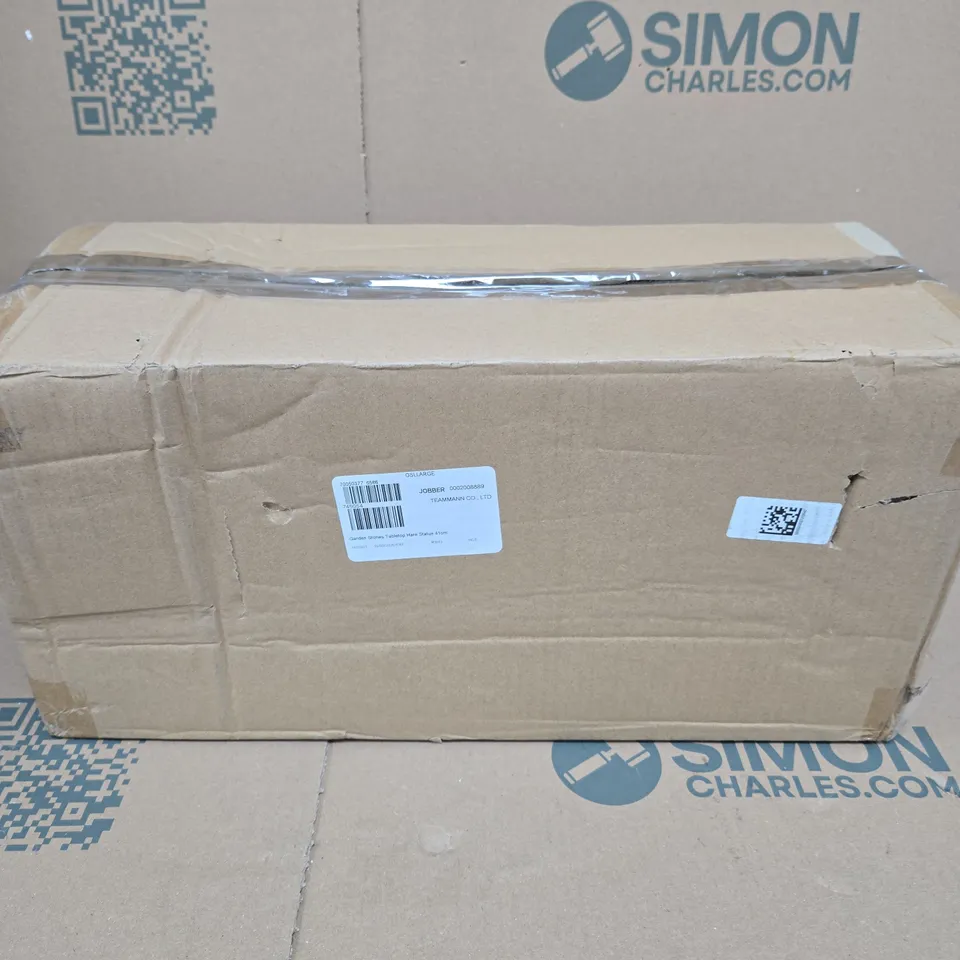 GARDEN STORIES TABLETOP HARE STATUE