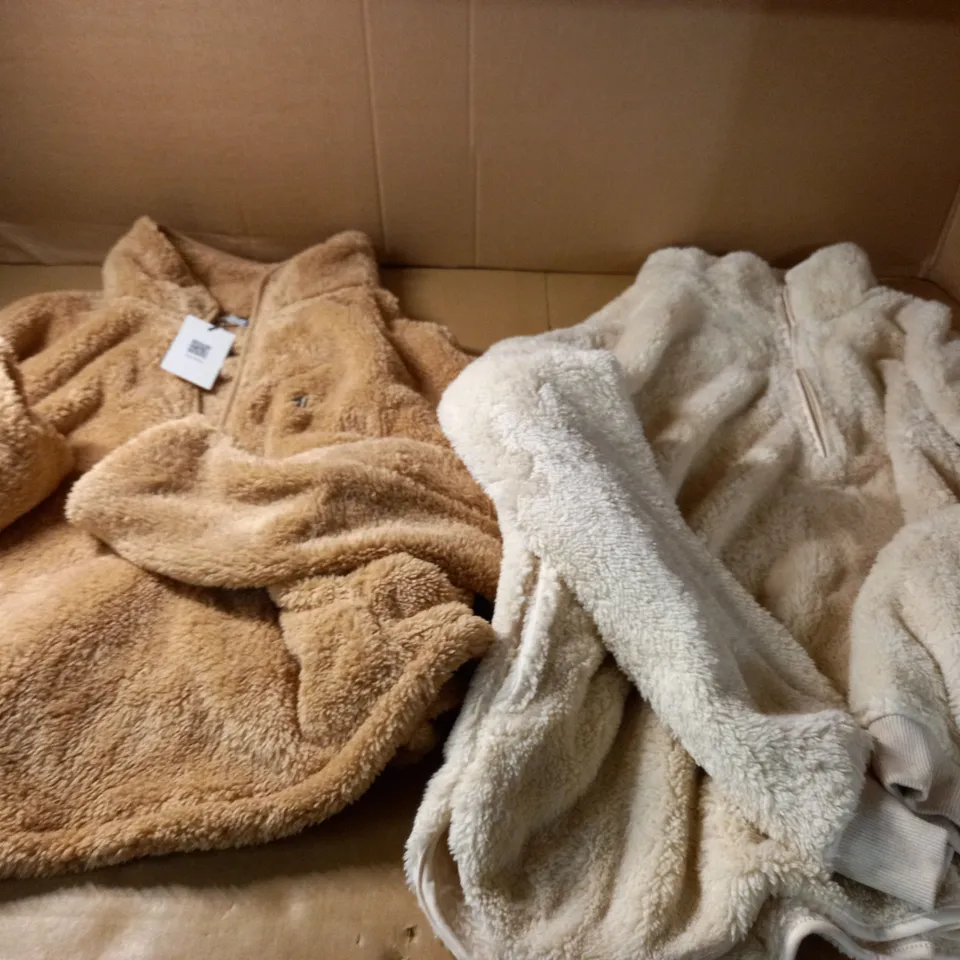 BOX OF 2 ANOTHER VERSION ITEMS TO INCLUDE FLUFFY JUMPERS - SIZE M