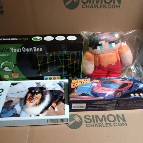 APPROXIMATELY 20 ASSORTED TOYS AND GAMES TO INCLUDE PLUSH TOYS, RC CAR, PUZZLE ETC 