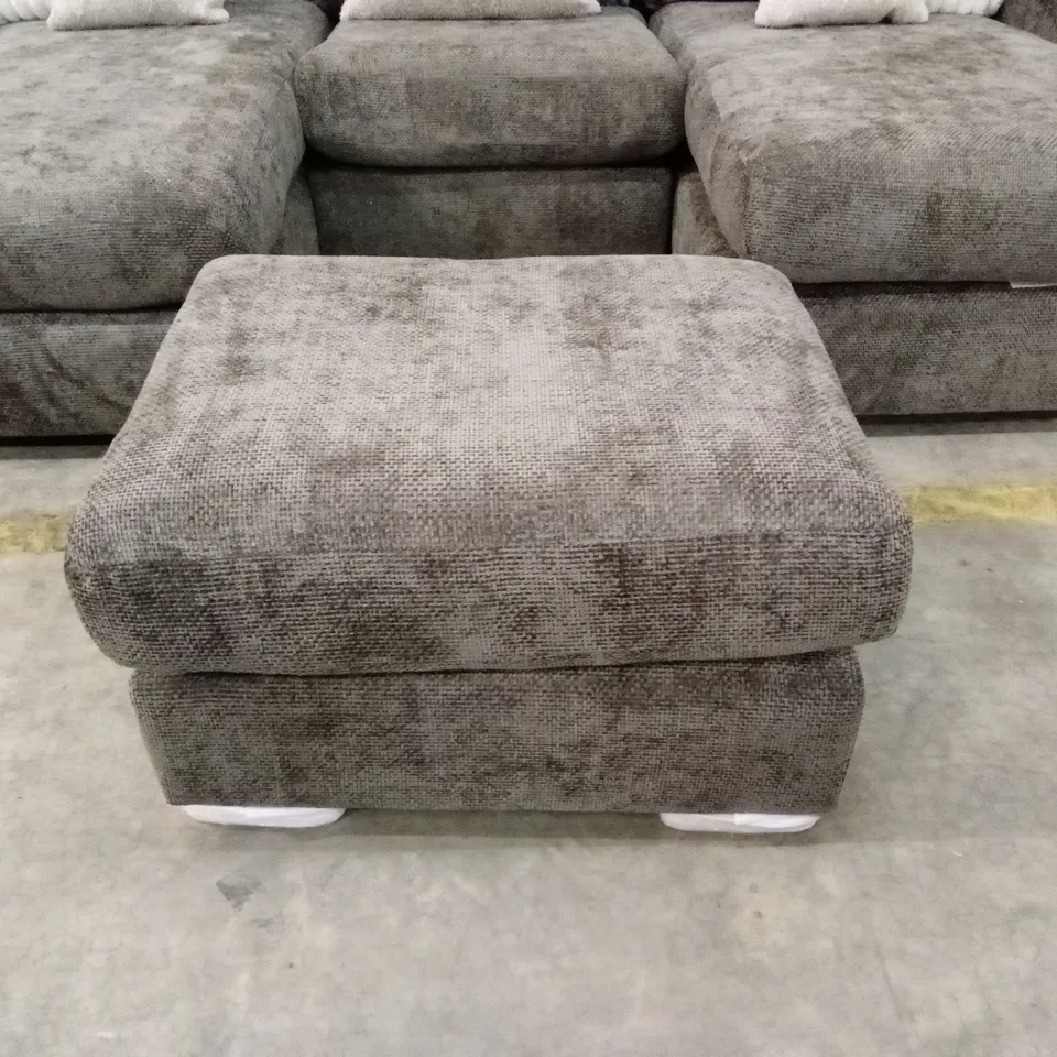 BROADGATE U-SHAPE MODULAR SOFA WITH FOOTSTOOL - MOCHA RRP £2979
