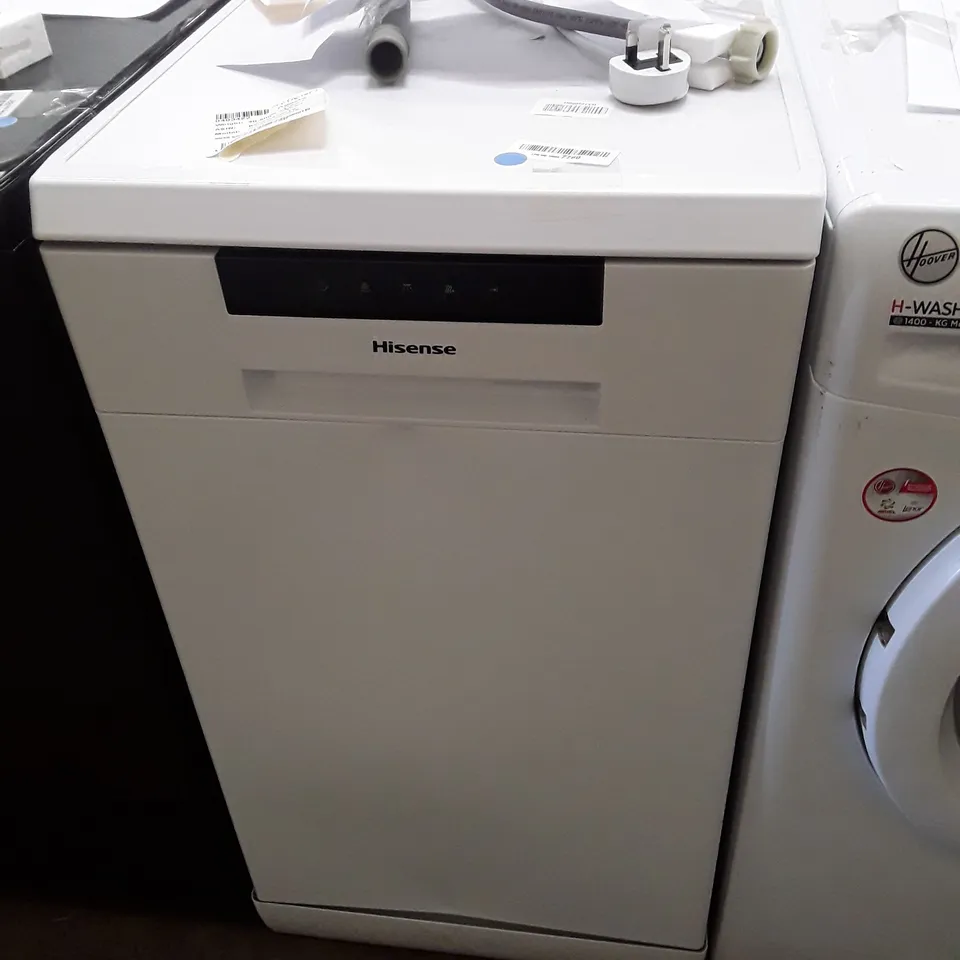 HISENSE SLIMLINE FREESTANDING 10 PLACES DISHWASHER IN WHITE -COLLECTION ONLY-