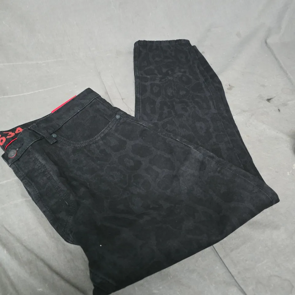 CHARLES TYRWHITT MEN'S FRENCH BLUE COTTON STRETCH JERSEY TRUNKS – 3 PACK, SIZE XL