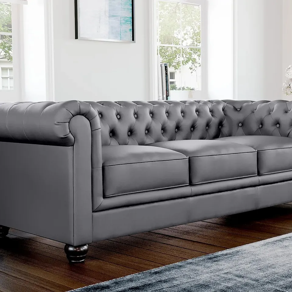 BOXED DESIGNER HAMPTON FAUX LEATHER GREY 3 SEATER CHESTERFIELD SOFA 