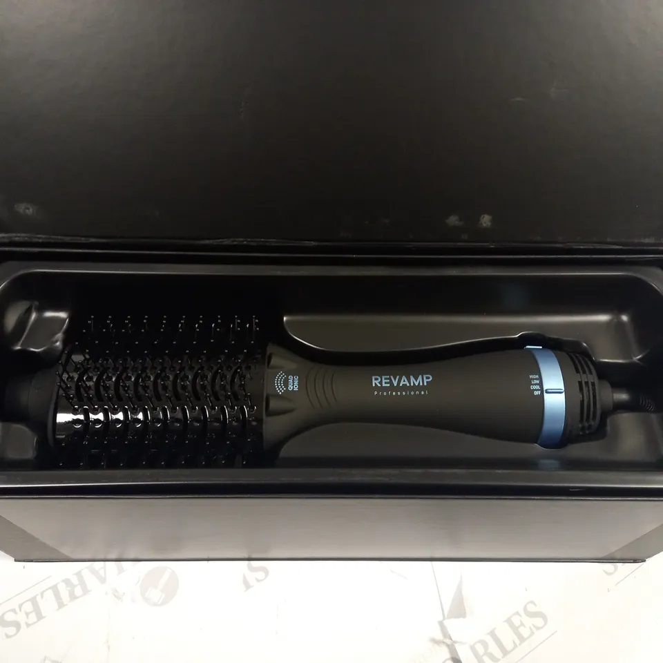 BOXED REVAMP PROGLOSS PERFECT BLOW DRY HAIRBRUSH RRP £60