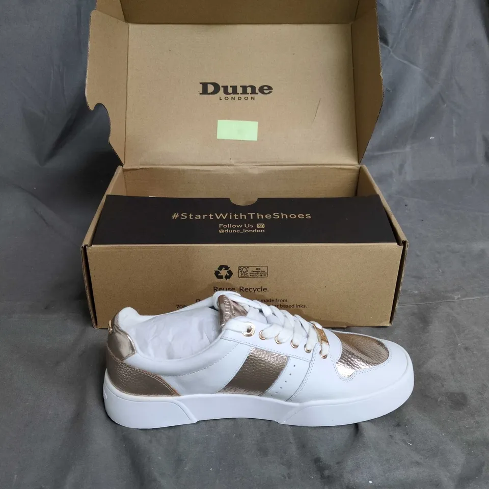 DUNE LONDON WOMEN'S TRAINERS – WHITE WITH ROSE GOLD PANELS SIZE 6 UK