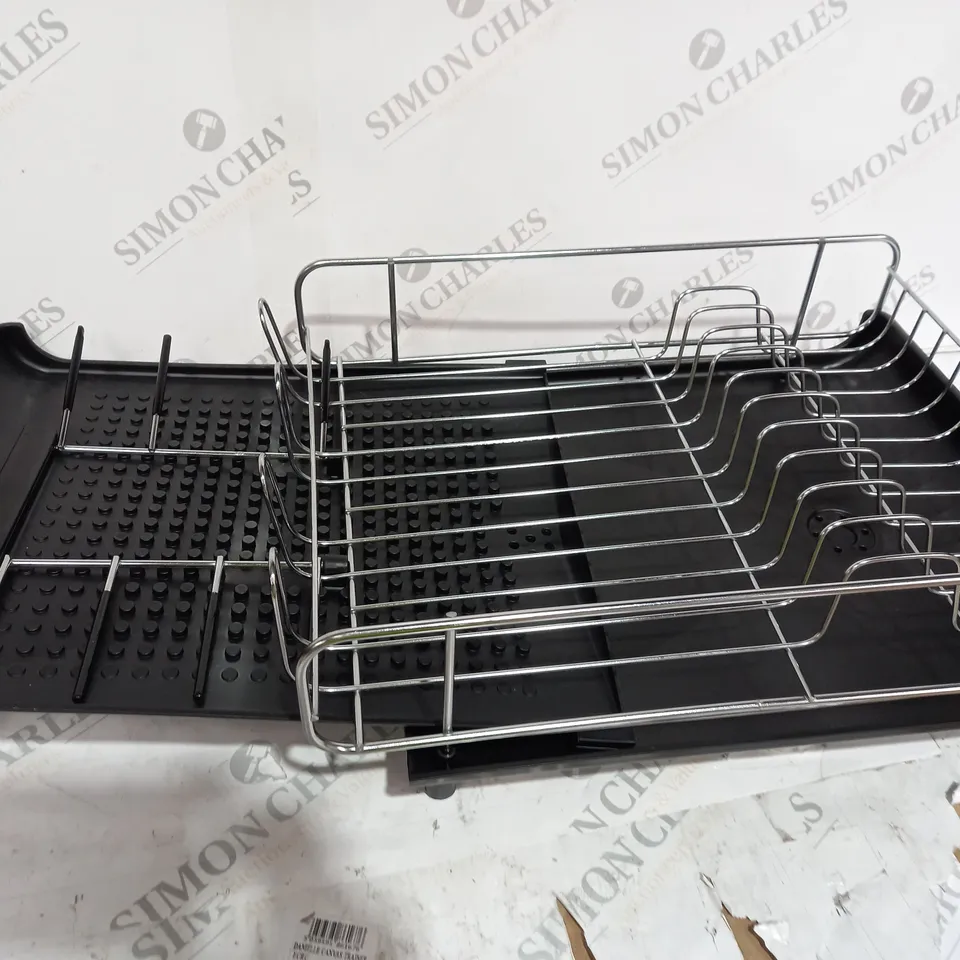 BLACK DISH DRYING RACK WITH METAL RACKING 