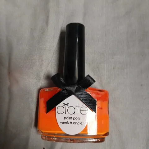 BOX OF APPROXIMATELY 100 CIATÉ PAINT POTS NAIL POLISH – SPEED DIAL (ORANGE) –NO EXPIRY DATE SHOWN 