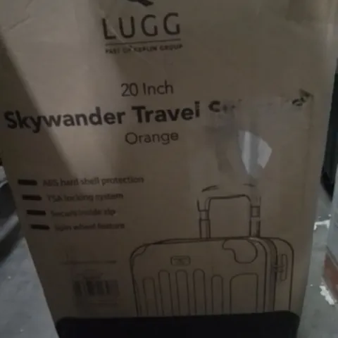 BOXED KEPLIN LUGG 20INCH SKYWANDER TRAVEL SUITCASE ORANGE COLOUR 