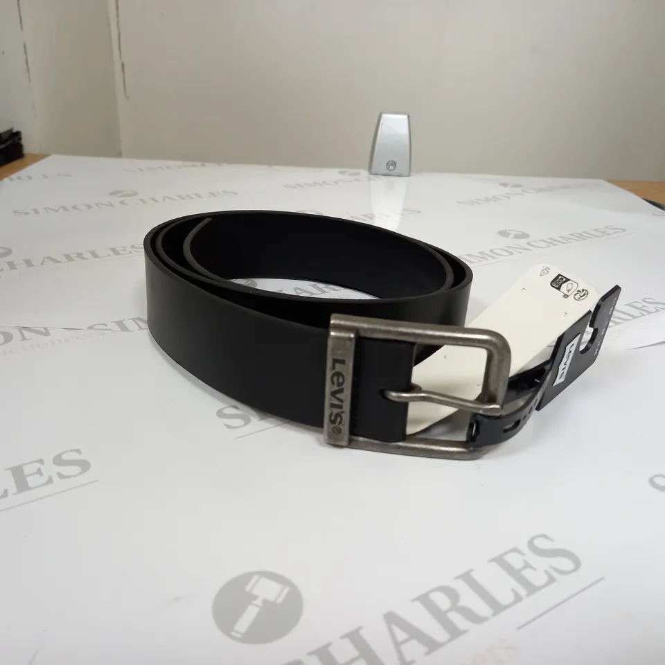 LEVIS LEATHER BELT 