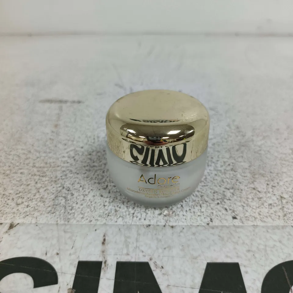 ADORE OXYGEN COMPLEX SKIN CREAM – FROSTED JAR WITH GOLD CAP