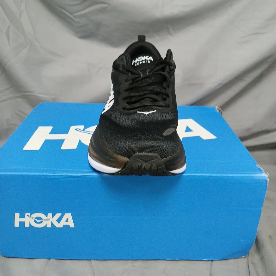 HOKA BONDI RUNNING SHOES – BLACK - SIZE 9.5