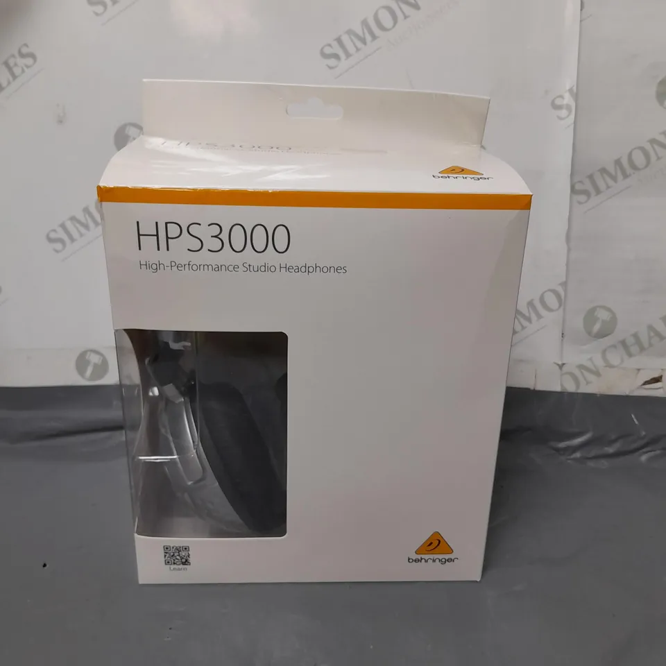 BOXED BEHRINGER HIGH-PERFORMANCE STUDIO HEADPHONES HPS3000