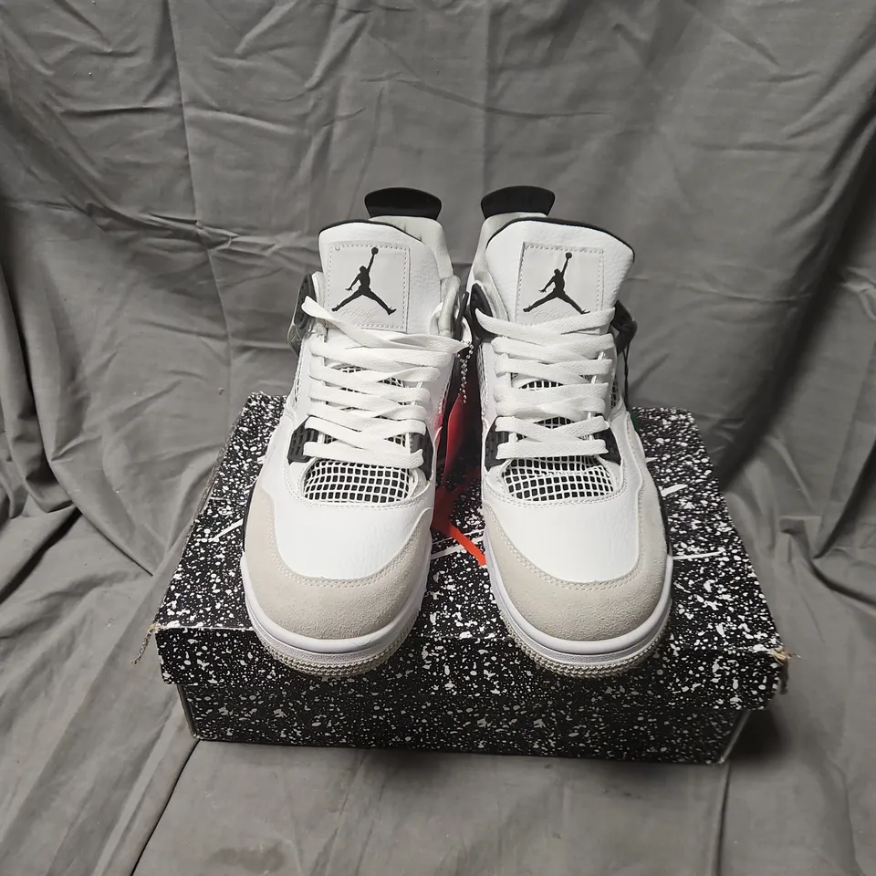 BOXED AIR JORDAN 4 RETRO SNEAKERS – WHITE/GREY, UK 10