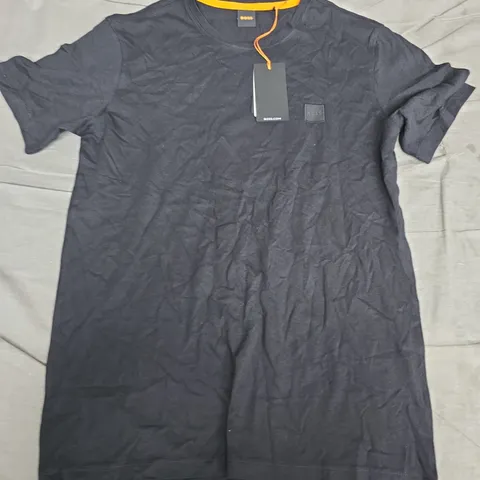 HUGO BOSS T-SHIRT β BLACK WITH ORANGE NECK TRIM - LARGE
