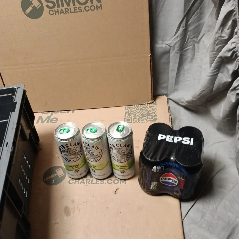 TOTE OF APPROXIMATELY 13 ASSORTED FOOD AND DRINK TO INCLUDE: WHITECLAW AND PEPSI 330ML 