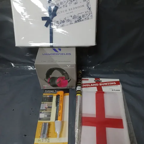 BOX OF APPROXIMATELY 15 ASSORTED HOUSEHOLD ITEMS TO INCLUDE PILLOW CASES, EAR DEFENDERS AND INCENSE STICKS