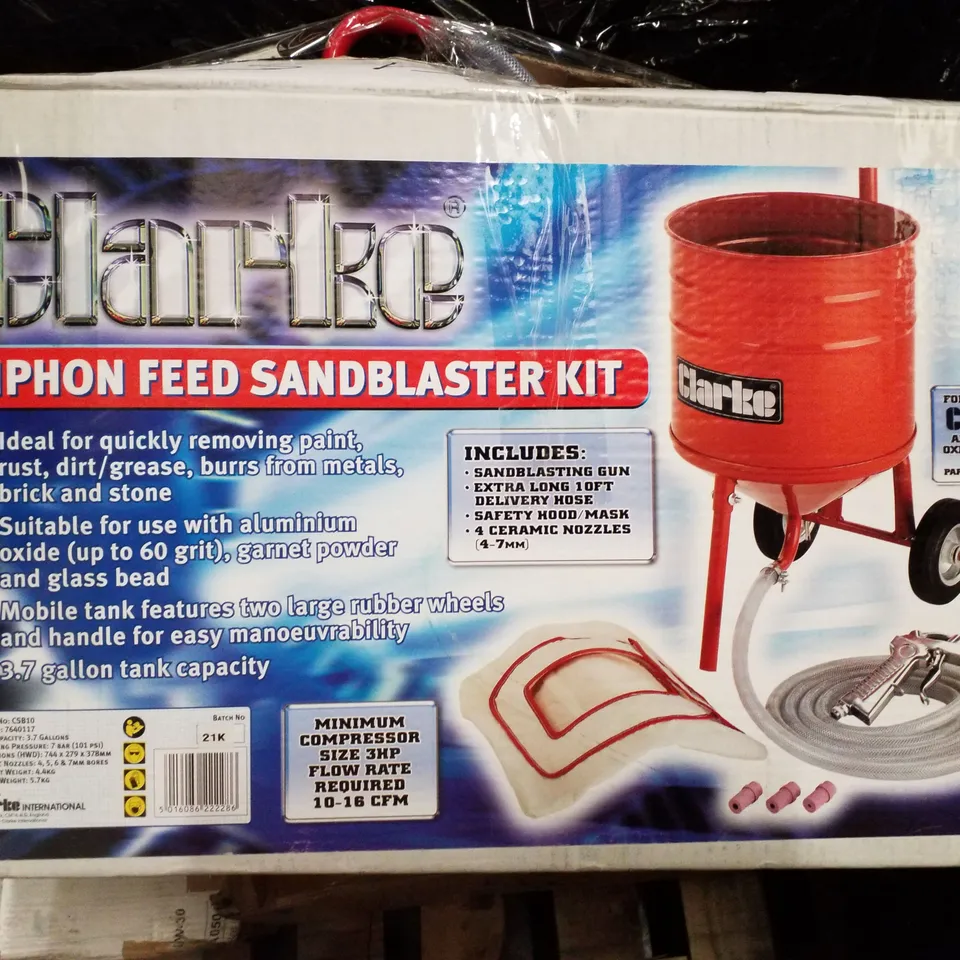 BOXED CLARKE CSB10 SIPHON FEED SANDBLASTER