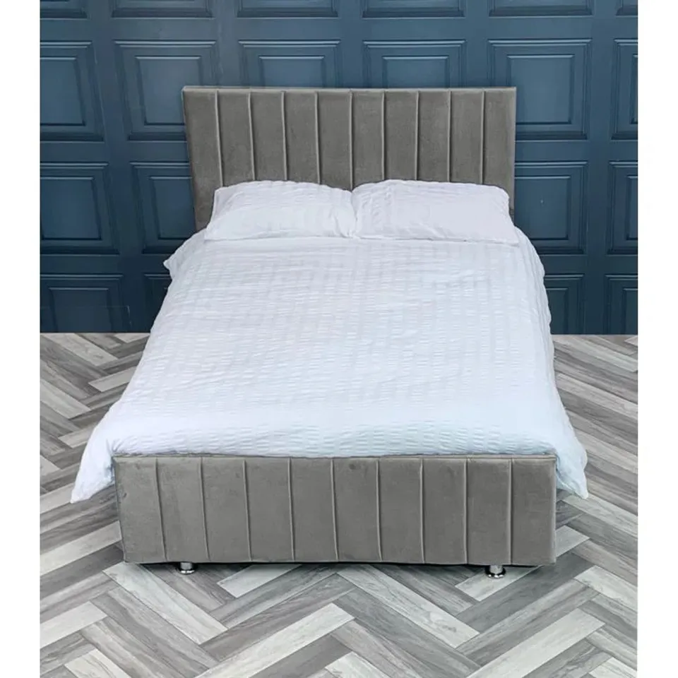 BOXED DESIGNER CHERIDY DOUBLE UPHOLSTERED BED FRAME GREY (4 PACKS)