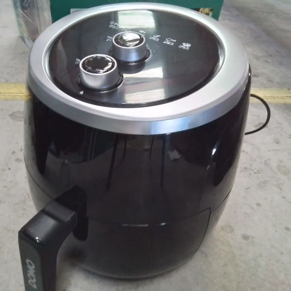 BOXED DOMO DELI FRYER MULTIFUNCTIONAL OVEN