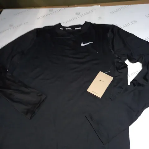 MENS NIKE LOGO LONG SLEEVED TRAINING TOP SIZE M