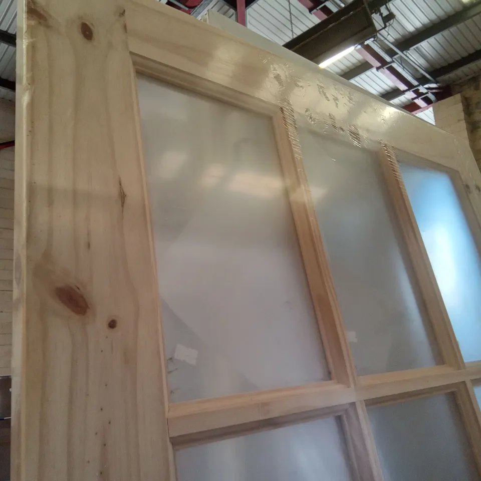 PACKAGED 1981 X 838MM 15 LITE KNOTTY PINE GLAZED INTERNAL DOOR