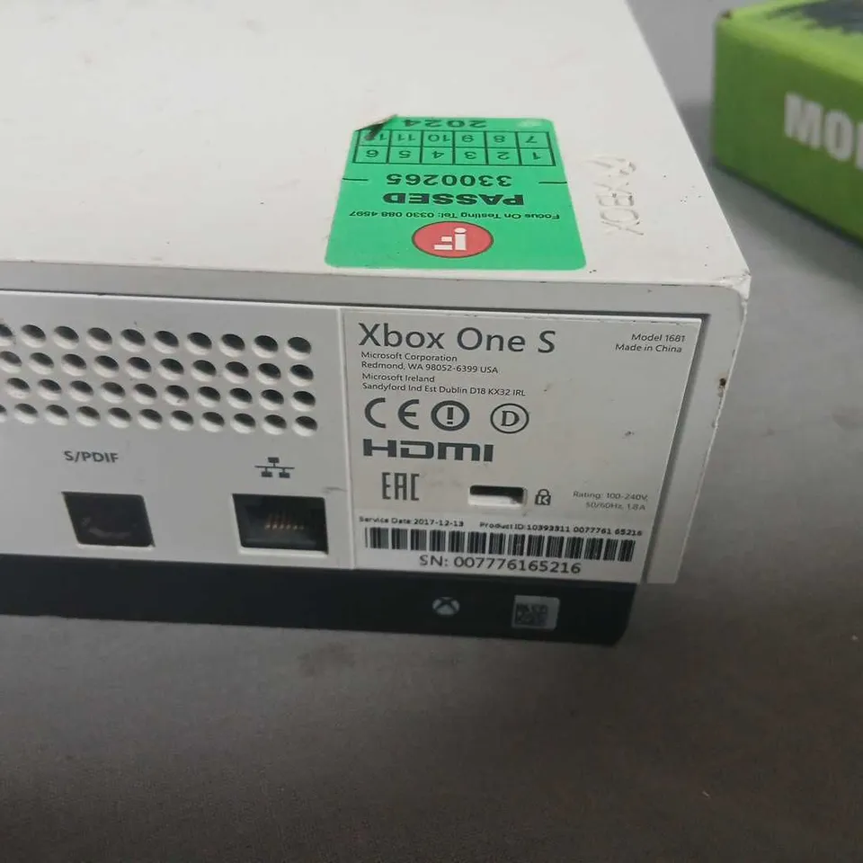 XBOX ONE S CONSOLE – WHITE, WITH POWER INCLUDED (NO CONTROLLER)