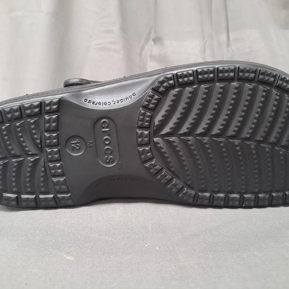 PAIR OF CROCS BAYA CLOGS IN BLACK UK SIZE M11/W12
