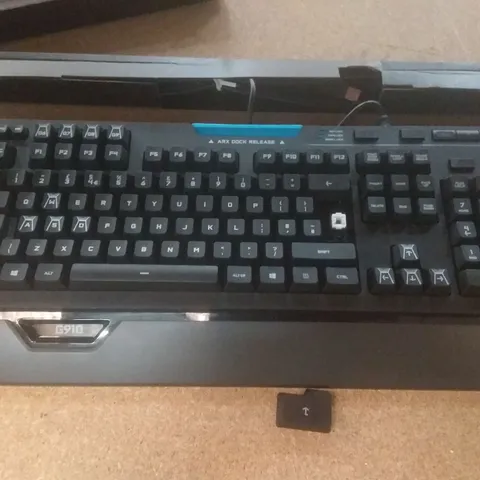 LOGITECH G910 ORION SPECTRUM KEYBOARD