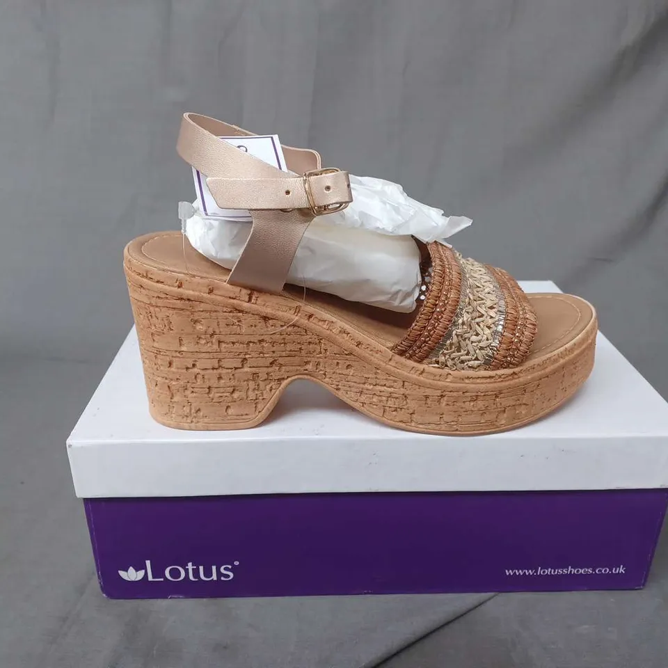 BOXED PAIR OF LOTUS CHELSIA NATURAL SANDALS - UK 5