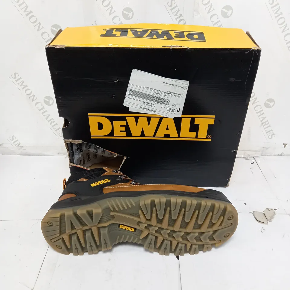 BOXED PAIR OF DEWALT WATERPROOF BREATHABLE STEEL TOE CAP BOOTS SIZE UK 11