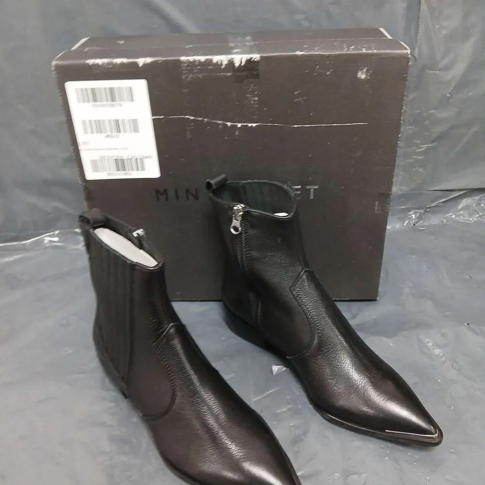 MINT VELVET WESTERN ANKLE BOOTS BLACK SIZE 4