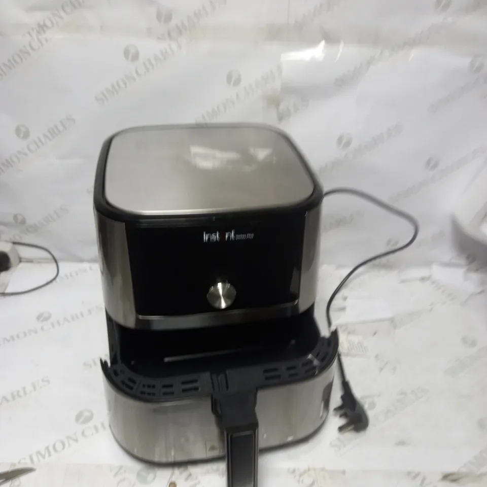 INSTANT VORTEX 6 PLUS AIR FRYER