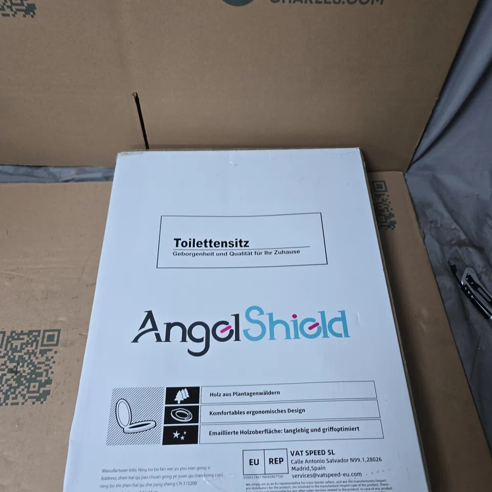 ANGELSHIELD TOILET SEAT – WOOD FROM PLANTED FORESTS, ERGONOMIC DESIGN
