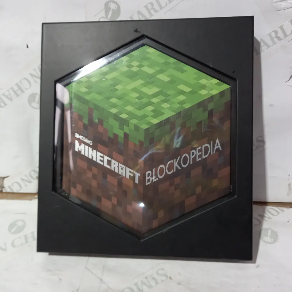 BOXED MOJANG MINECRAFT BLOCKOPEDIA 
