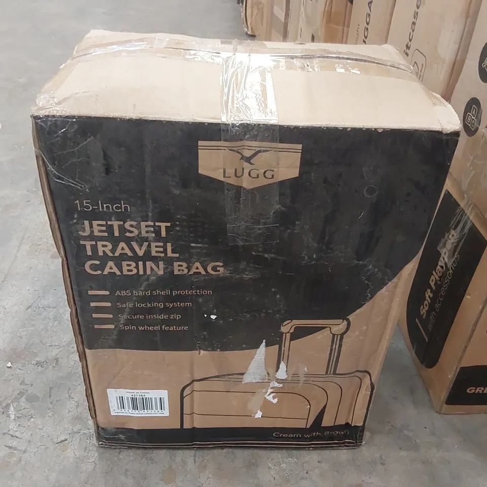 BOXED LUGG JETSET SUITCASE SET