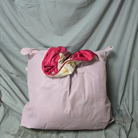 LIVMORE WINTER SET OF 3 KING SIZE COMFORTERS IN PINK BAG