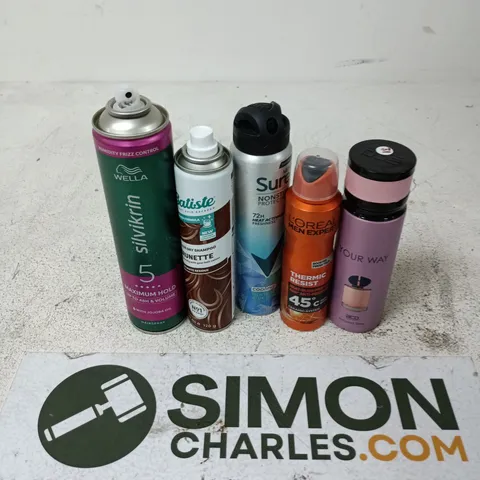 APPROXIMATELY 12 ASSORTED AEROSOLS TO INCLUDE WELLA SILVIKRIN MAXIMUM HOLD, BATISTE BRUNETTE, LOREAL MEN EXPERT THERMATIC RESIST, ETC